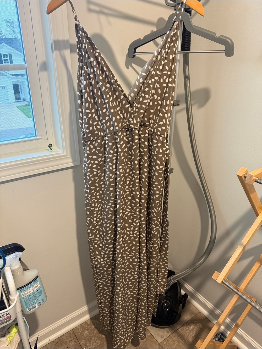 SHEIN Brown White Printed V-Neck Spaghetti Strap Slip Dress